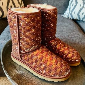 UGG Limited Edition Leopard Sequin Classic Short Boots Rare Sz 7